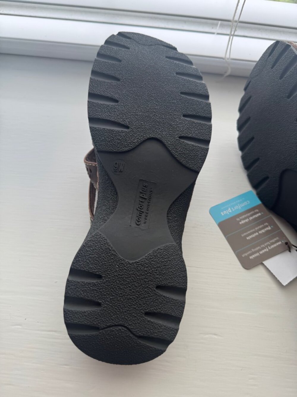 Comfort Plus by Predictions Brown Slip On Sandals Size 9W New in Box P5 - Picture 11 of 13